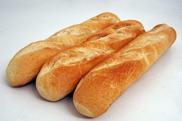 4 mẹo giúp bánh mì đang “ỉu xìu” trở nên giòn tan